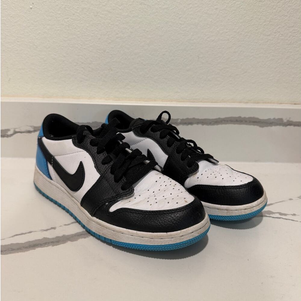 Nike Air Jordan 1 Retro Low OG UNC Dark Powder Blue Shoes Size 6Y